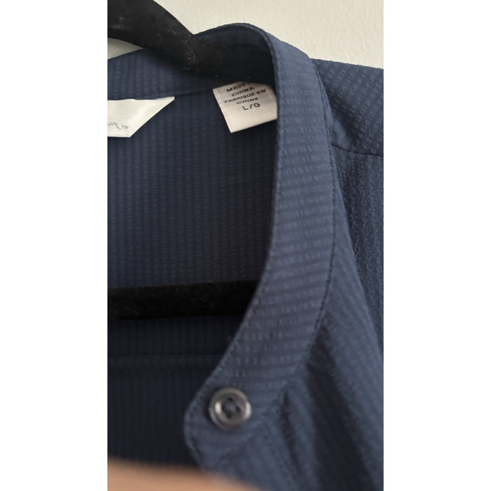 Greg Norman wms Lightweight shirt golfing Blouse, wt $79 Lg Golf Course Women - Picture 2 of 3